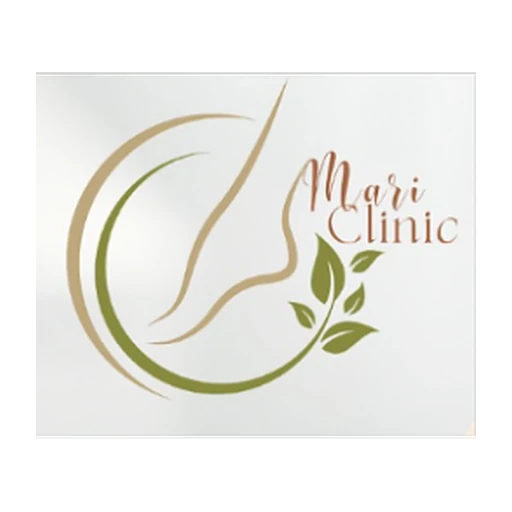 Logo de Mari Clinic, cliente da Preâmbulo Marketing